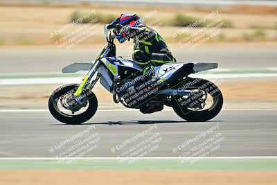 media/Sep-07-2025-TrackXperience (Sun) [[ee17e62fad]]/Level 3/Session 4 (Lower Chicane)/